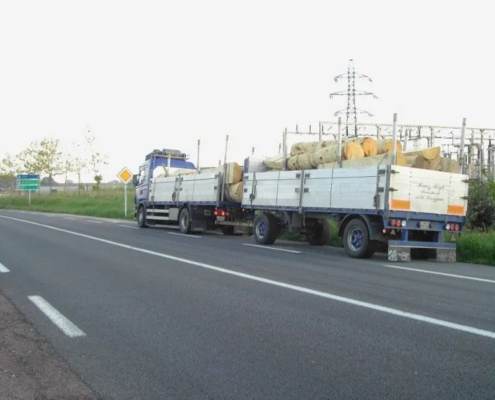 Transporte - Heinz Bögli GmbH - Langnau i. E. Transporte - Heinz Bögli GmbH - Langnau i. E.